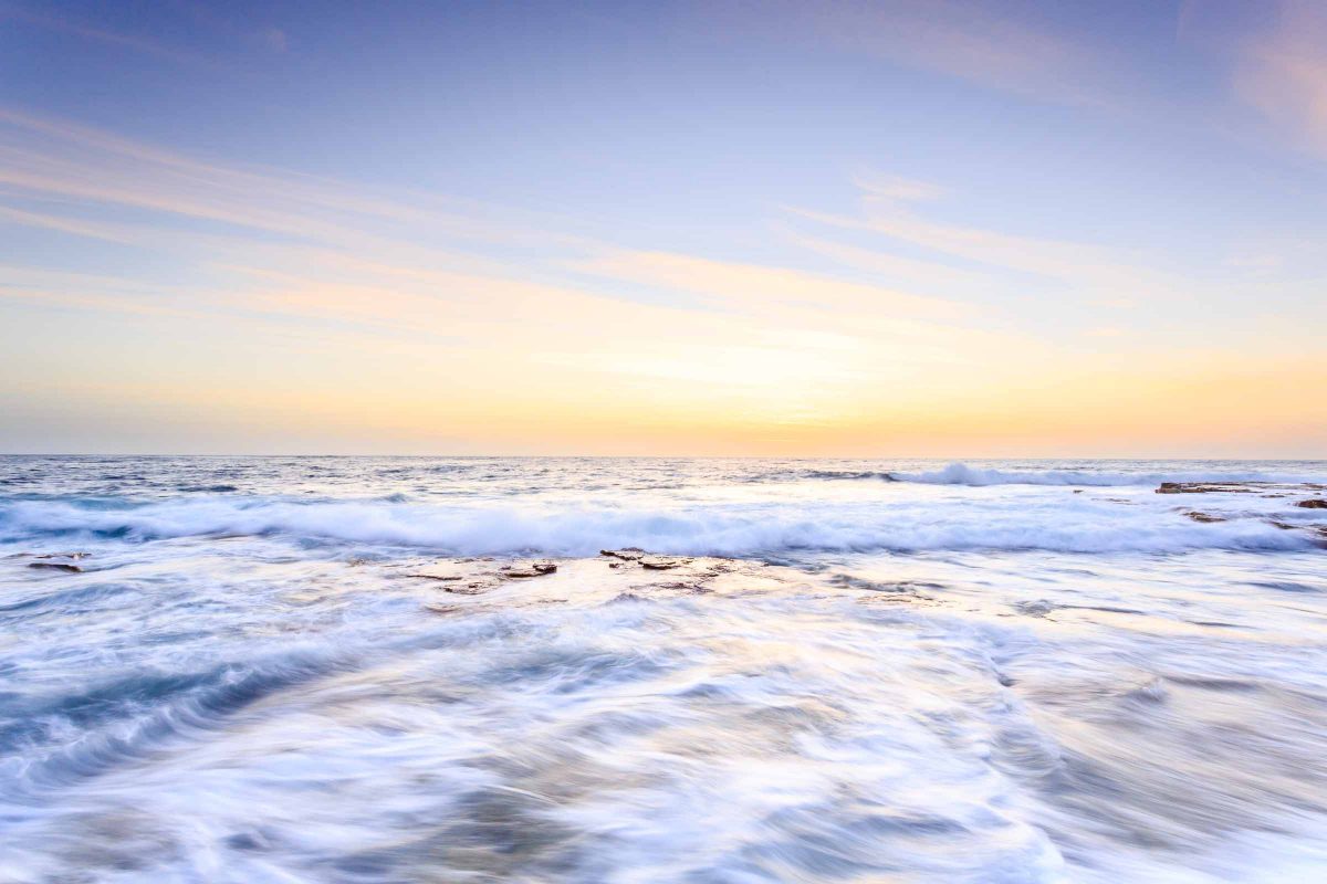 Dawn Waves | Chalky Beach